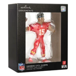 NFL Kansas City Chiefs Patrick Mahomes II Hallmark Ornament -Cozy Home Accents Deals Store NFL Kansas City Chiefs Patrick Mahomes II Christmas Ornament 1OSL1547 04